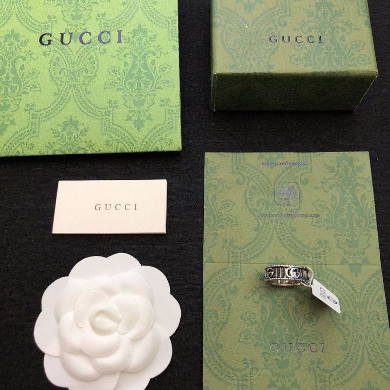 G*u*i rings